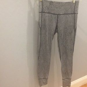 Lululemon leggings